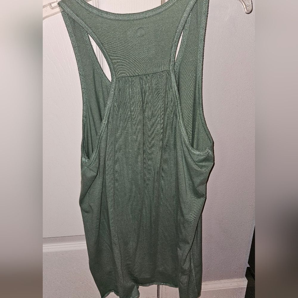 3 Amazon Flowy Racerback Tanks - Picture 4 of 6